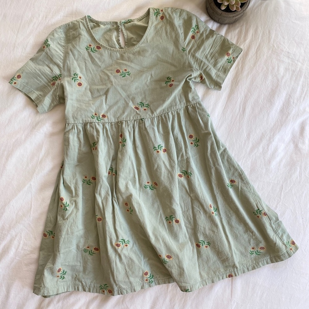 Boutique Babydoll Blouse/Dress (soft green)